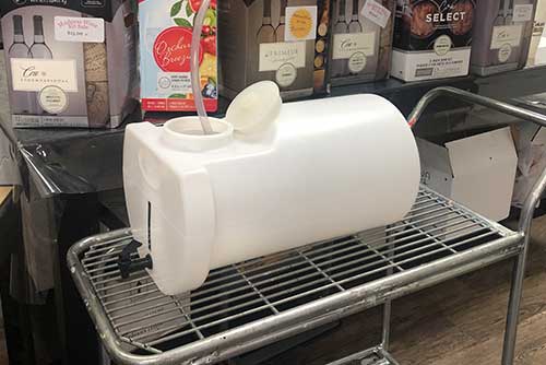 UWinemaker - Home Wine Making Made Easy